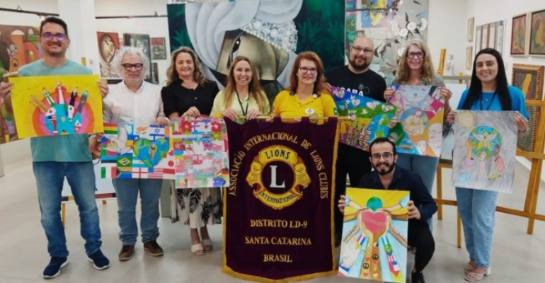 Galeria Caio Borges e Lions realizam seleção de Cartaz da Paz que representará região